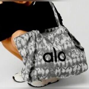 ALO Yoga Large Tote - Grey Tie-Dye Print